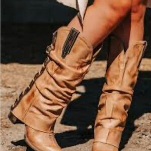 Freebird Beige Leather Lace-Up Boots